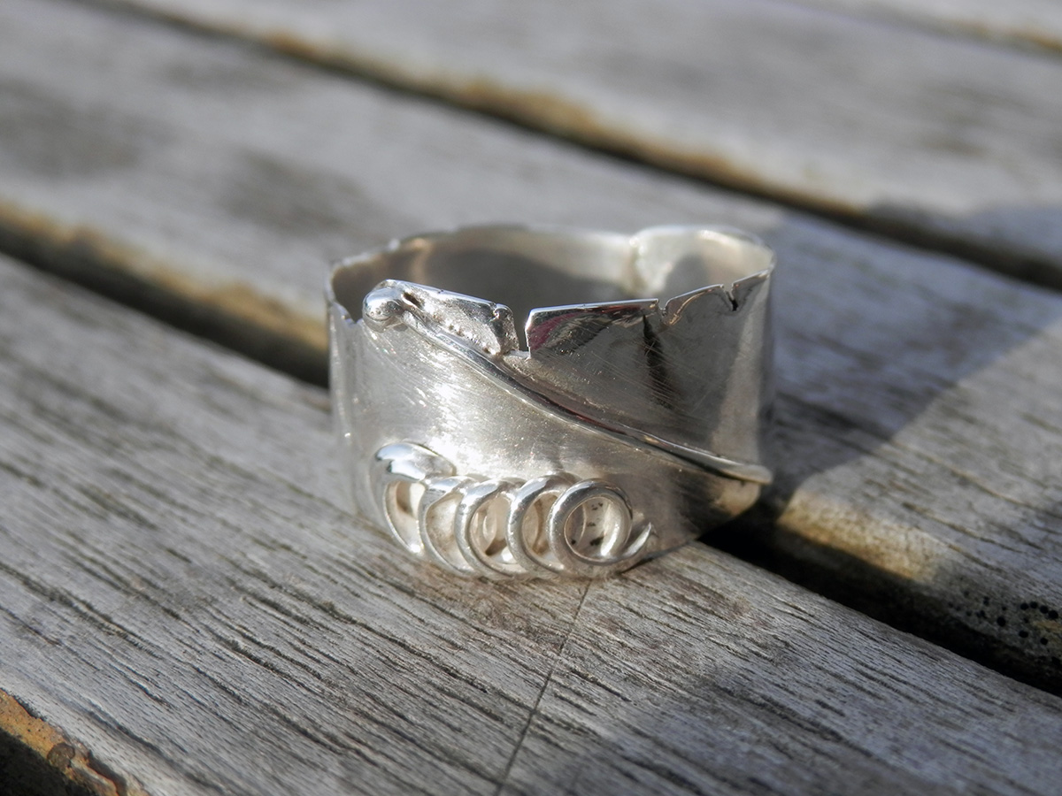Bague design en argent massif originale et contemporaine