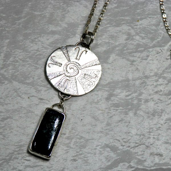 Collier/ Sautoir Argent Hunab Ku Maya et Pietersite