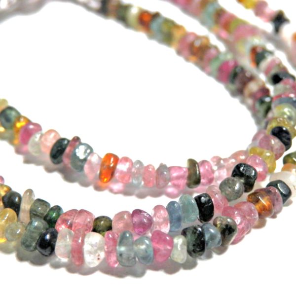 Collier fin et délicat tourmalines multicouleurs naturelles