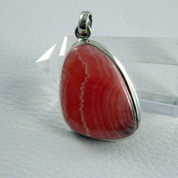 Pendentif en argent massif 925 Rhodochrosite rose translucide